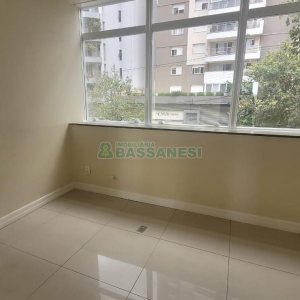 Predio com 254m², no bairro Centro em Caxias do Sul para Alugar