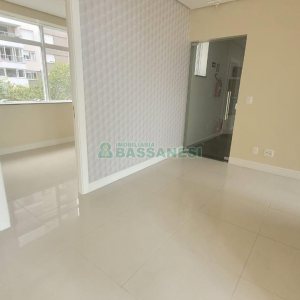 Predio com 254m², no bairro Centro em Caxias do Sul para Alugar