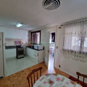 Apartamento com 158m², 3 dormitórios, 2 vagas, no bairro Centro em Caxias do Sul para Comprar