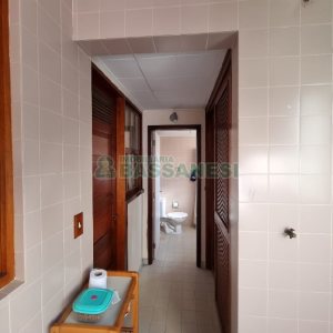 Apartamento com 158m², 3 dormitórios, 2 vagas, no bairro Centro em Caxias do Sul para Comprar