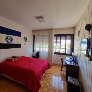 Apartamento com 158m², 3 dormitórios, 2 vagas, no bairro Centro em Caxias do Sul para Comprar