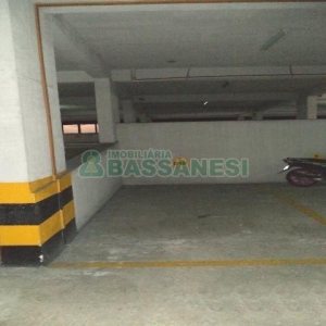 Box com 15m², no bairro Centro em Caxias do Sul para Alugar