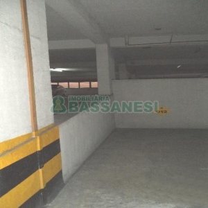 Box com 15m², no bairro Centro em Caxias do Sul para Alugar