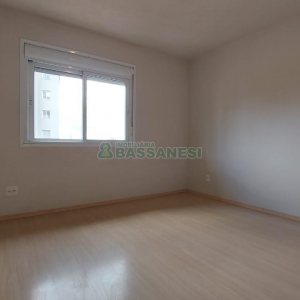 Apartamento com 60m², 1 dormitório, 1 vaga, no bairro Lourdes em Caxias do Sul para Alugar