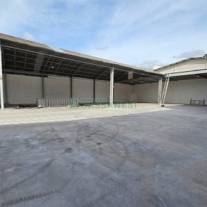 Pavilhão com 1710m², no bairro Santa Catarina em Caxias do Sul para Alugar