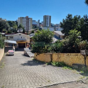 Predio com 500m², no bairro São Leopoldo em Caxias do Sul para Comprar