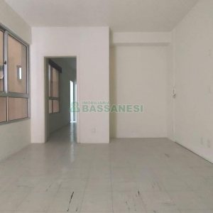 Sala com 41m², no bairro Centro em Caxias do Sul para Alugar