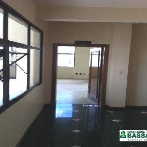 Sala com 70m², 1 vaga, no bairro Centro em Caxias do Sul para Alugar
