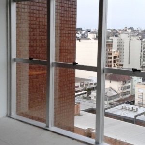 Sala com 52m², 1 vaga, no bairro Centro em Caxias do Sul para Comprar