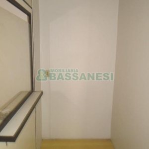 Sala com 30m², no bairro Centro em Caxias do Sul para Alugar