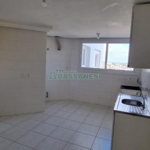 Apartamento com 110m², 3 dormitórios, 2 vagas, no bairro Lourdes em Caxias do Sul para Alugar ou Comprar