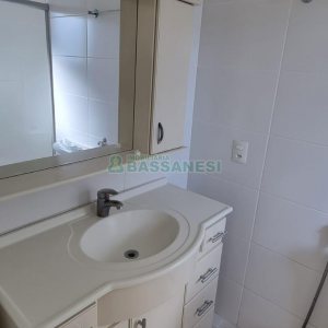 Apartamento com 110m², 3 dormitórios, 2 vagas, no bairro Lourdes em Caxias do Sul para Alugar ou Comprar