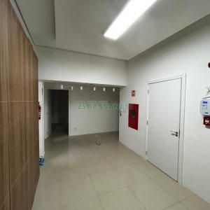 Predio com 1200m², 9 vagas, no bairro Centro em Caxias do Sul para Alugar