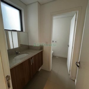 Predio com 1200m², 9 vagas, no bairro Centro em Caxias do Sul para Alugar