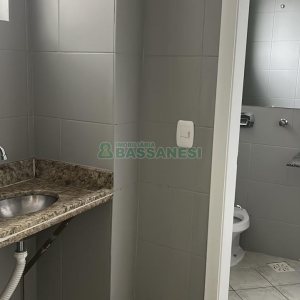 Predio com 1200m², 9 vagas, no bairro Centro em Caxias do Sul para Alugar