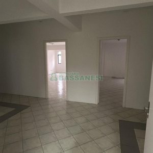Predio com 1200m², 9 vagas, no bairro Centro em Caxias do Sul para Alugar