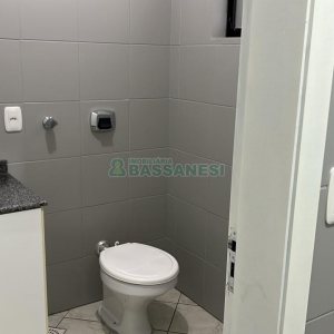Predio com 1200m², 9 vagas, no bairro Centro em Caxias do Sul para Alugar