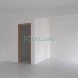 Sala com 43m², no bairro Centro em Caxias do Sul para Alugar