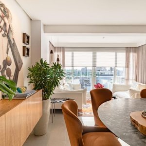 Apartamento com 117m², 3 dormitórios, 2 vagas, no bairro Centro em Caxias do Sul para Comprar