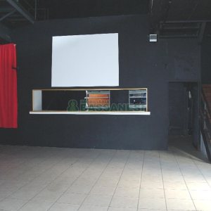 Loja com 675m², no bairro São Pelegrino em Caxias do Sul para Alugar