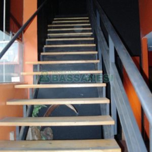 Loja com 675m², no bairro São Pelegrino em Caxias do Sul para Alugar