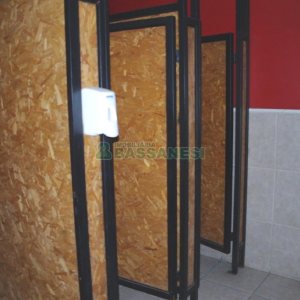 Loja com 675m², no bairro São Pelegrino em Caxias do Sul para Alugar