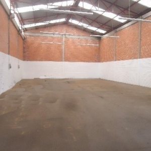 Pavilhão com 248m², no bairro Interlagos em Caxias do Sul para Alugar