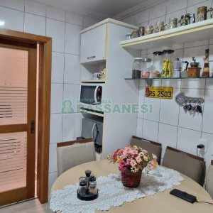 Apartamento com 85m², 2 dormitórios, 1 vaga, no bairro Centro em Caxias do Sul para Comprar