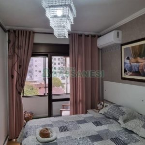 Apartamento com 85m², 2 dormitórios, 1 vaga, no bairro Centro em Caxias do Sul para Comprar