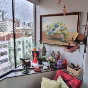 Apartamento com 85m², 2 dormitórios, 1 vaga, no bairro Centro em Caxias do Sul para Comprar