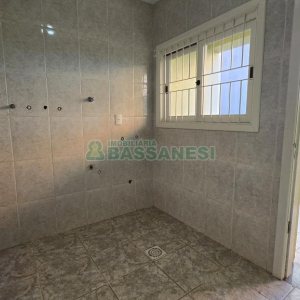 Casa com 265m², 4 dormitórios, 2 vagas, no bairro Sanvitto em Caxias do Sul para Comprar