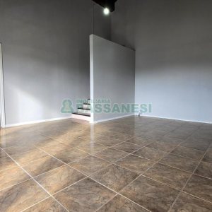 Casa com 265m², 4 dormitórios, 2 vagas, no bairro Sanvitto em Caxias do Sul para Comprar