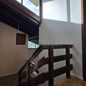 Casa com 265m², 4 dormitórios, 2 vagas, no bairro Sanvitto em Caxias do Sul para Comprar