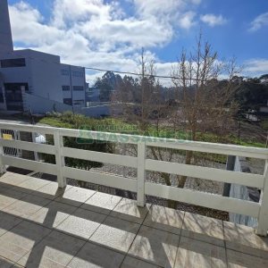 Casa com 265m², 4 dormitórios, 2 vagas, no bairro Sanvitto em Caxias do Sul para Comprar