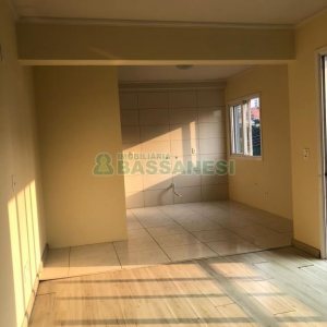 Apartamento com 70m², 2 dormitórios, 2 vagas, no bairro Interlagos em Caxias do Sul para Alugar