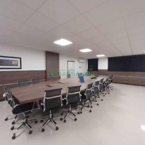 Loja com 410m², no bairro Floresta em Caxias do Sul para Alugar