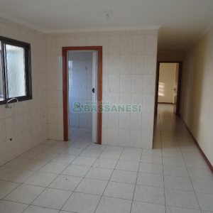 Apartamento com 60m², 2 dormitórios, 1 vaga, no bairro Petrópolis em Caxias do Sul para Alugar