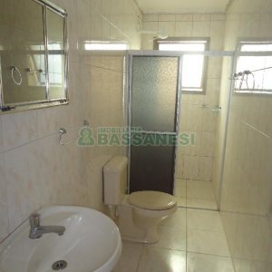 Apartamento com 60m², 2 dormitórios, 1 vaga, no bairro Petrópolis em Caxias do Sul para Alugar