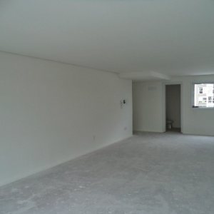 Sala com 50m², 1 vaga, no bairro Panazzolo em Caxias do Sul para Alugar