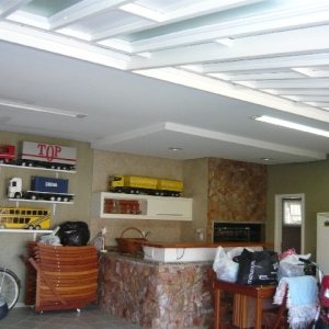 Casa com 331m², 4 dormitórios, 2 vagas, no bairro Moinhos de Vento em Caxias do Sul para Comprar