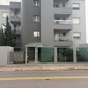 Apto Mobiliado com 37m², 1 dormitório, 1 vaga, no bairro Petrópolis em Caxias do Sul para Alugar