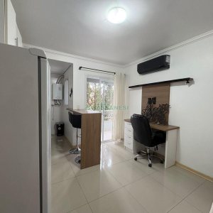 Apto Mobiliado com 37m², 1 dormitório, 1 vaga, no bairro Petrópolis em Caxias do Sul para Alugar
