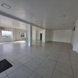 Loja com 154m², no bairro Cruzeiro em Caxias do Sul para Alugar