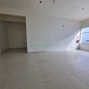 Loja com 154m², no bairro Cruzeiro em Caxias do Sul para Alugar
