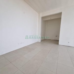 Loja com 154m², no bairro Cruzeiro em Caxias do Sul para Alugar