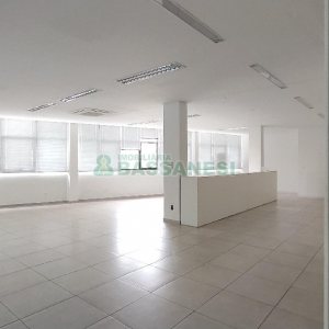 Sala com 207m², no bairro Floresta em Caxias do Sul para Alugar