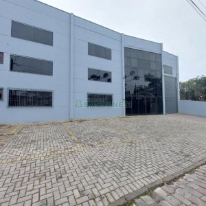 Pavilhão com 678m², no bairro Ana Rech em Caxias do Sul para Alugar