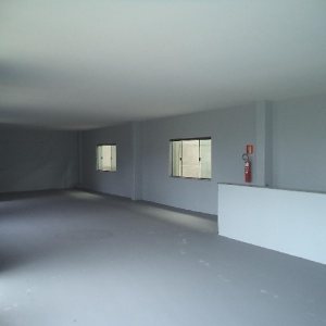 Pavilhão com 678m², no bairro Ana Rech em Caxias do Sul para Alugar