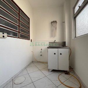 Apartamento com 91m², 3 dormitórios, 1 vaga, no bairro Panazzolo em Caxias do Sul para Alugar