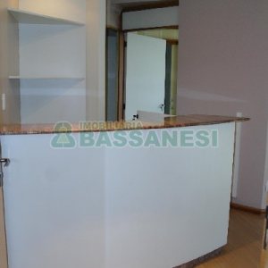 Sala Mobiliada com 52m², 1 vaga, no bairro Centro em Caxias do Sul para Comprar